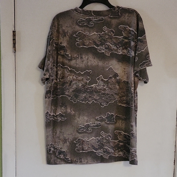 Men's Camouflage Pocket T-Shirt - Picture 3 of 3
